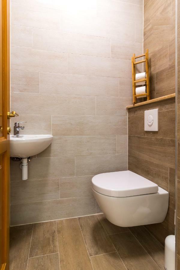 Apartmán Secret Escape Penthouse Slatine Exteriér fotografie
